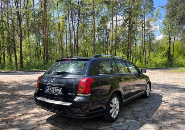 Toyota Avensis cena 13400 przebieg: 262000, rok produkcji 2004 z Stargard małe 22